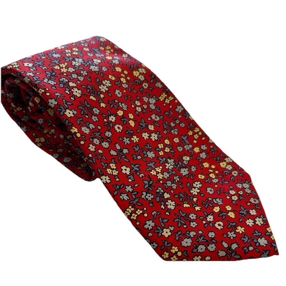 Lands' End‎ Silk Neck Tie 3.75” Red Floral Hand Sewn Made in USA